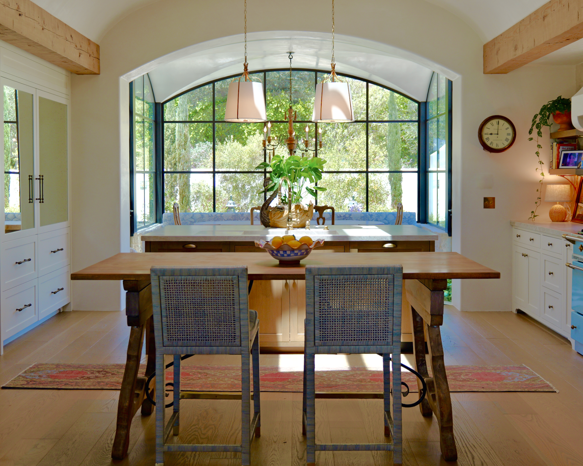 Rustic-Farmhouse-Kitchen